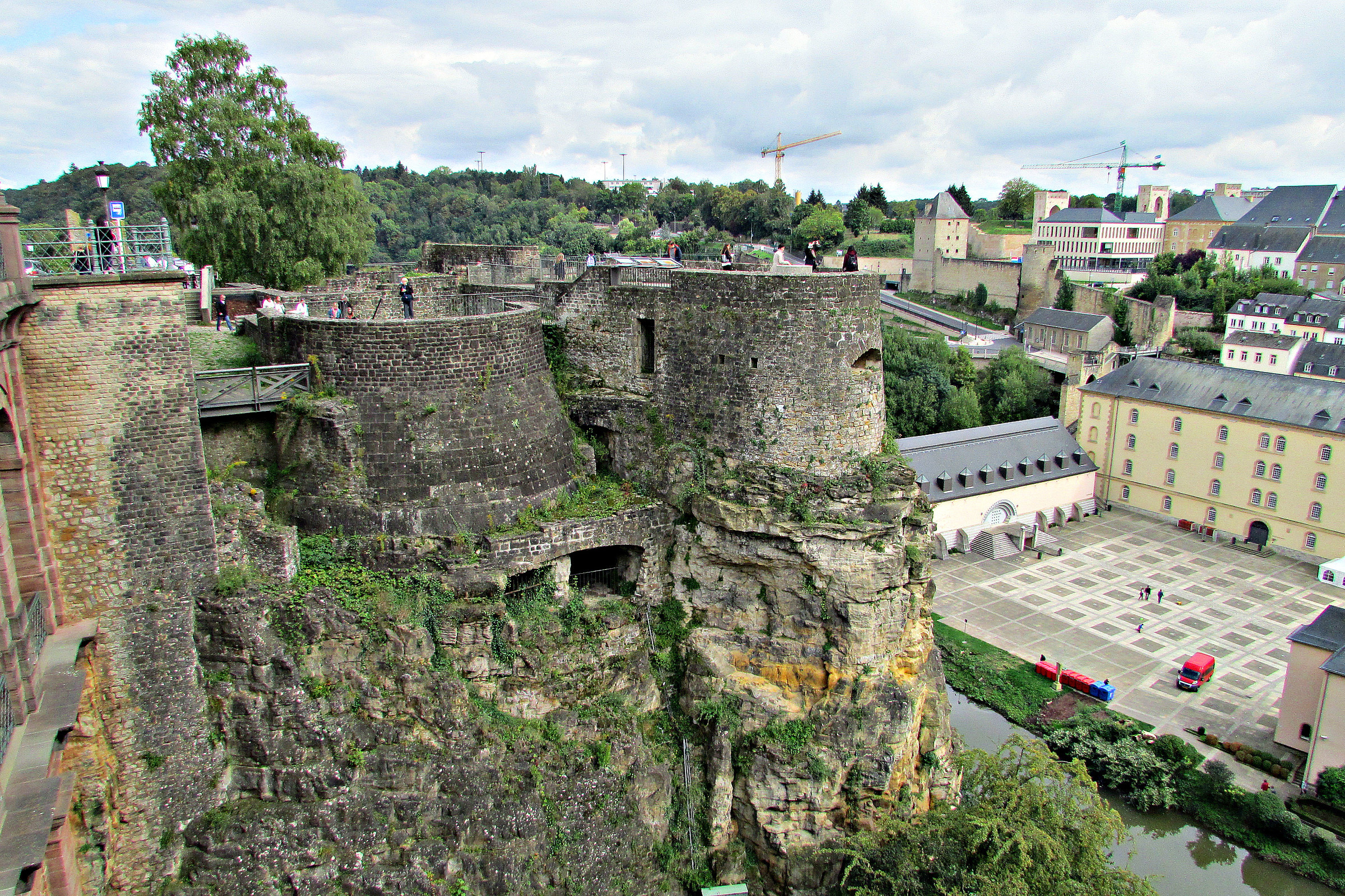 Dark Markets Luxembourg