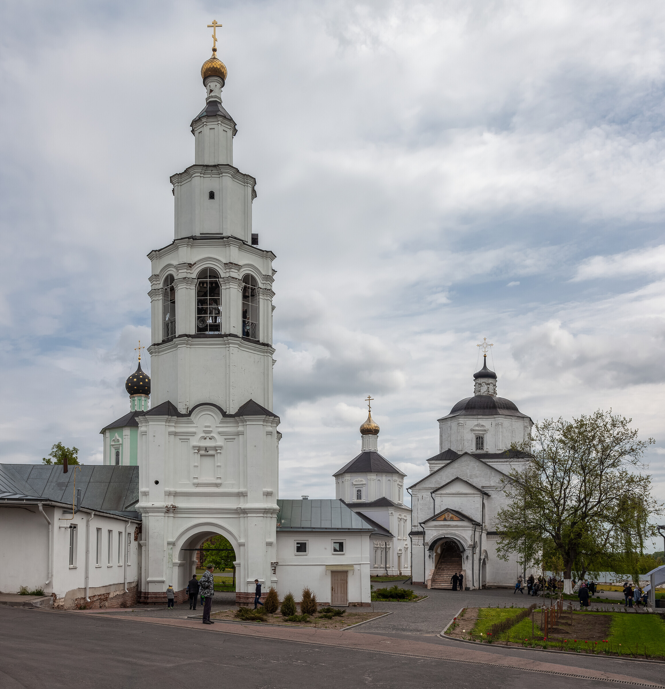 Рыльский Николаевский монастырь