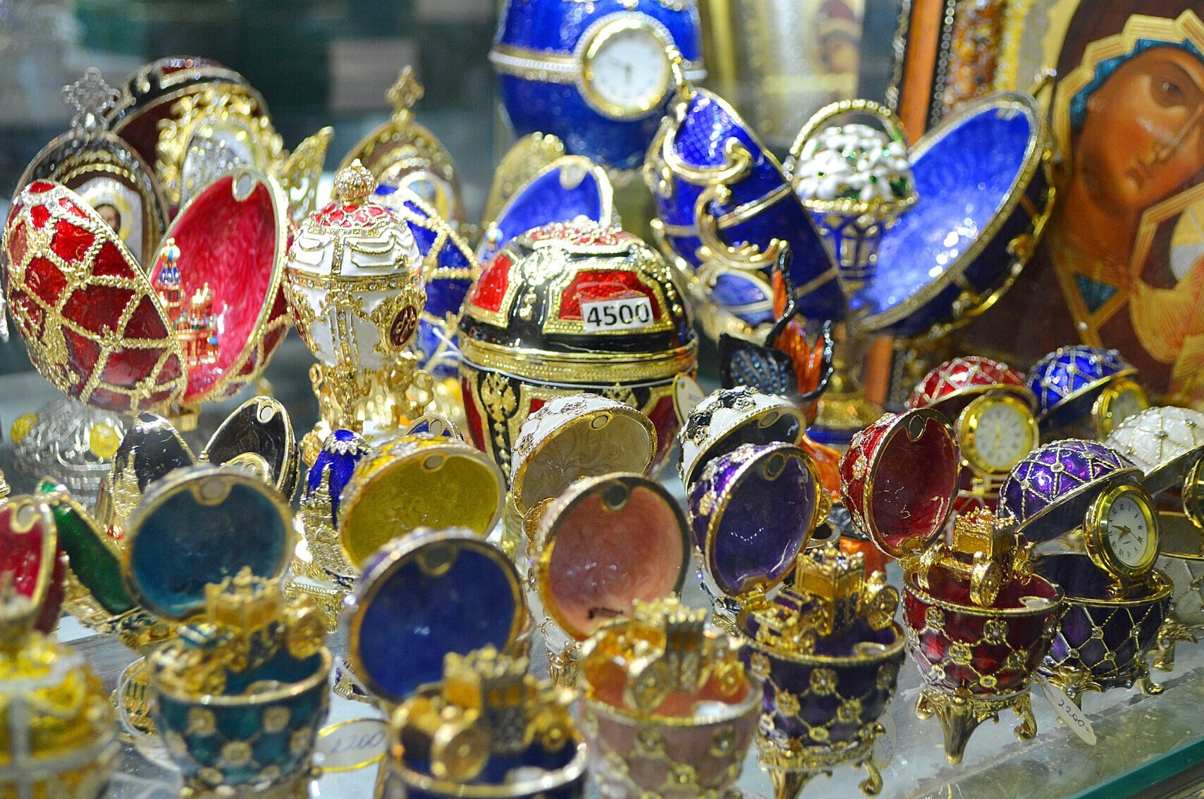 Где Купить Дешевые Сувениры В Санкт Петербурге