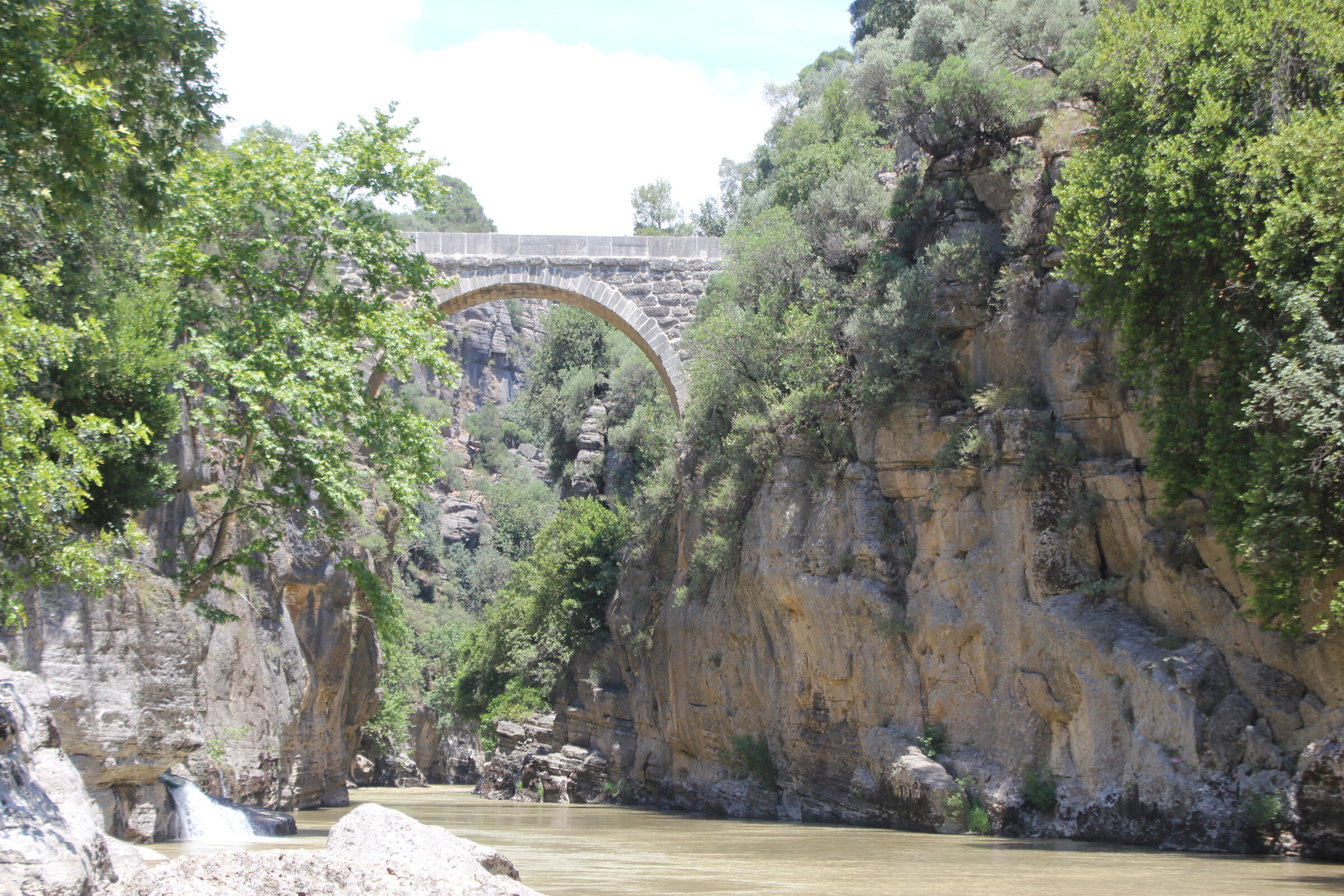 Кепрюлю каньон мост олук
