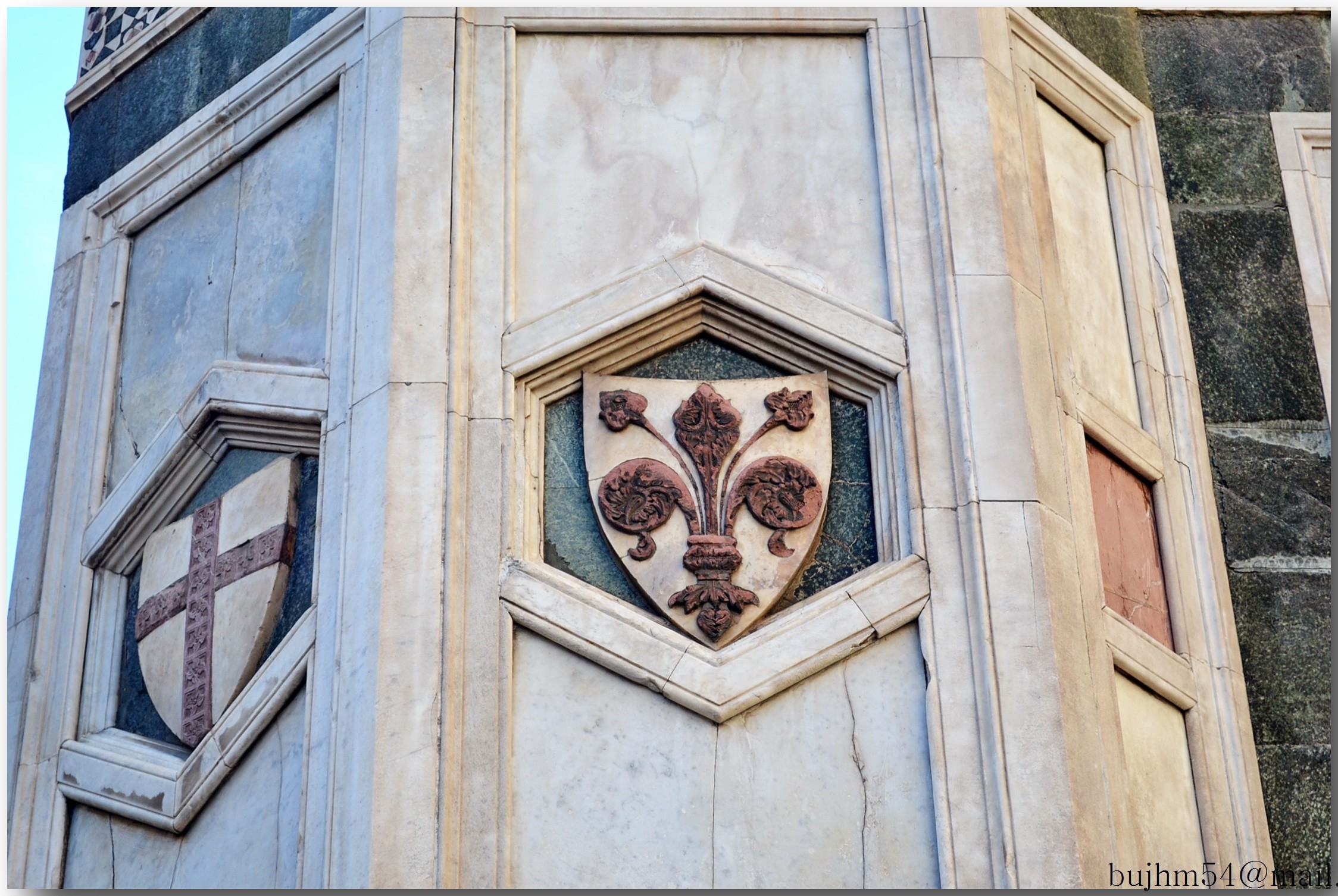 Флоренция символы на стенах