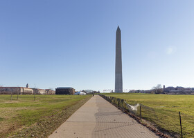 Монумент Вашингтона и мемориал WWII