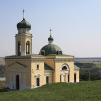 В 1812 году, согласно Бухарестскому мирному договору, все земли в междуречье Днестра и Прута, в том числе и Хотин, вошли в состав Российской империи. Поначалу крепость реконструировали и укрепили, а в 1830 - 1832 годах построили гарнизонную церковь Александра Невского.