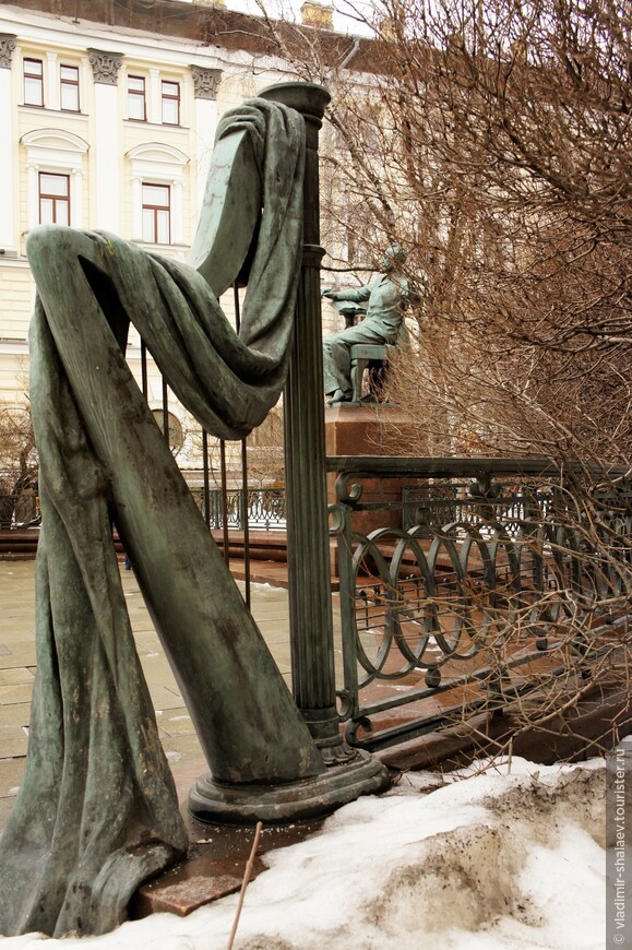 Памятник П.И. Чайковскому.