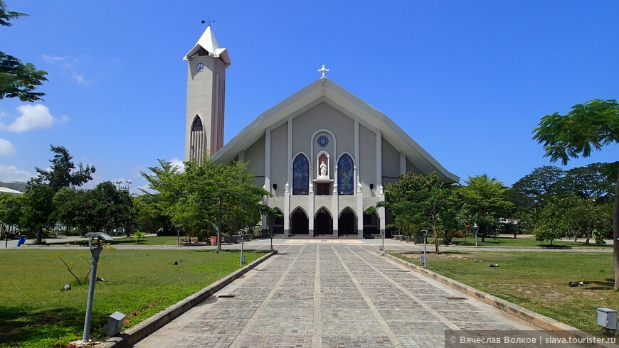 Кафедральный собор города Дили