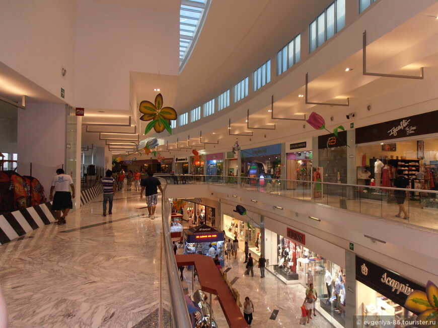 Торговый центр Las Americas