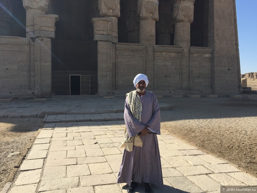 Храм богини Хатхор ( Египет)