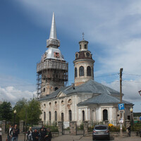 В самом центре Шлиссельбурга находится главный комплекс города — Красная площадь. Слева направо сооружения: Никольская церковь, Благовещенский собор, Казанская часовня.