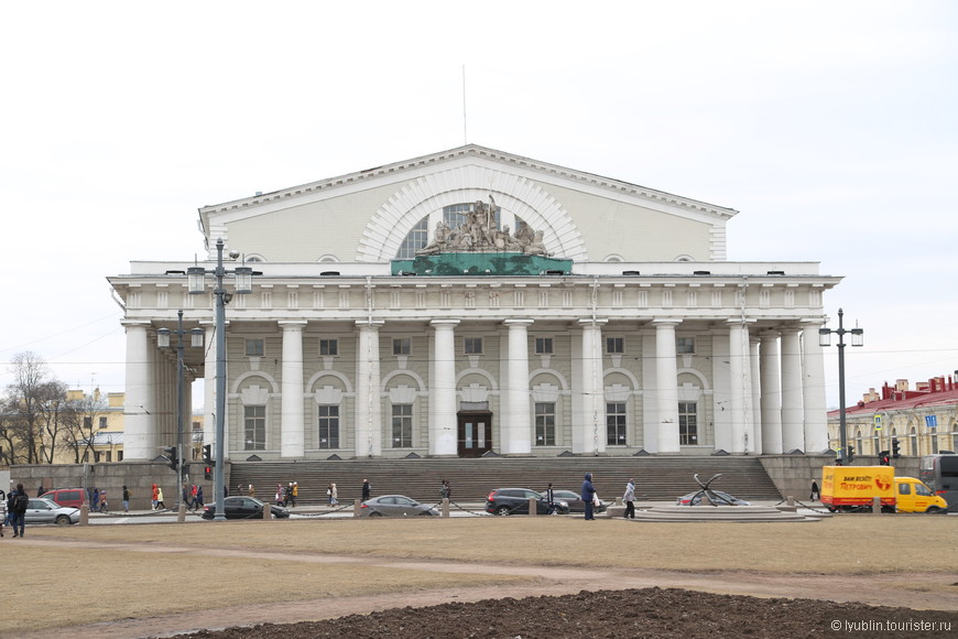 Есть город на Неве... Город, в котором я живу, или Прогулки по Петербургу с детьми