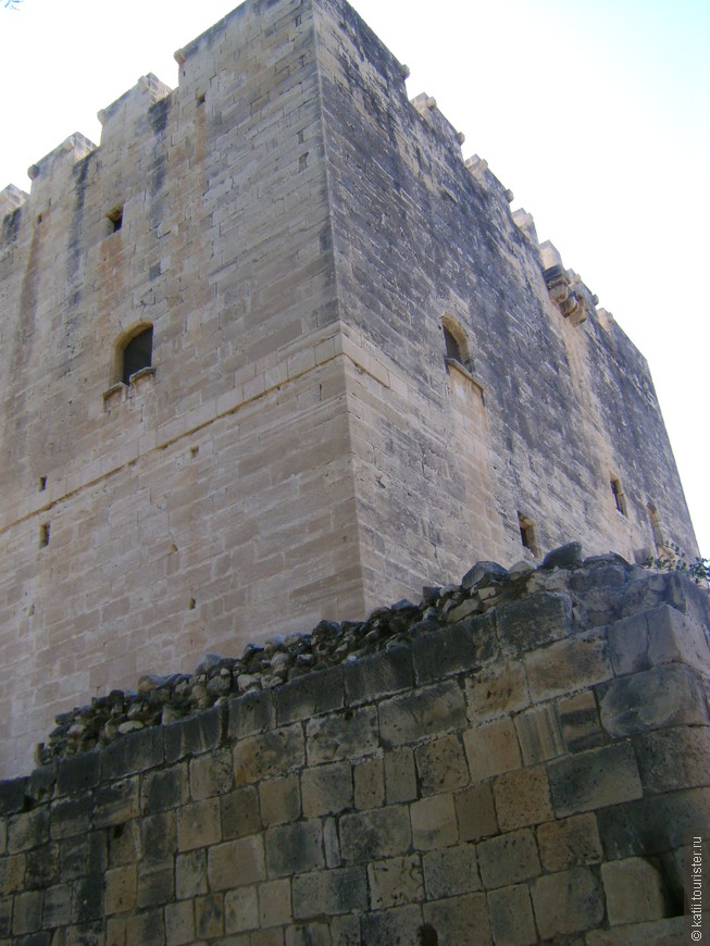 Замок в Колосси