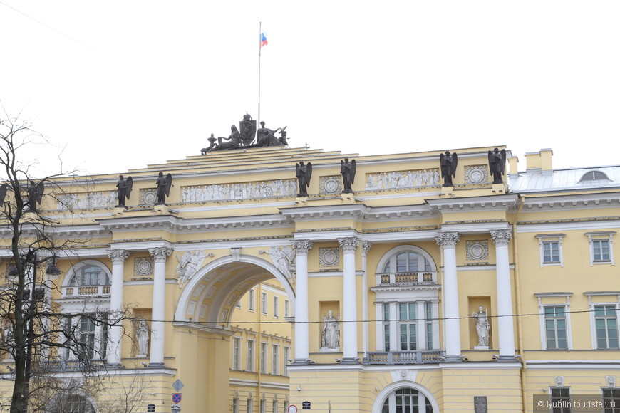 Есть город на Неве... Город, в котором я живу, или Прогулки по Петербургу с детьми