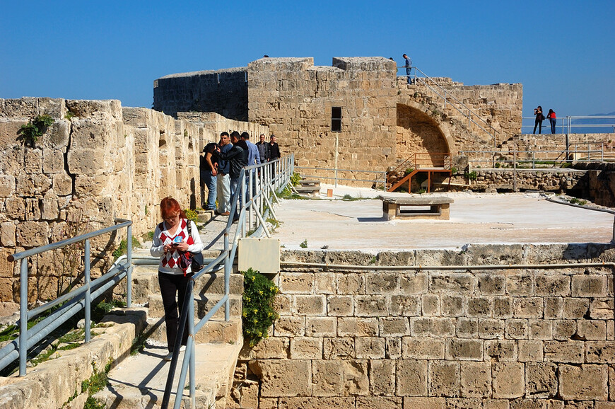 Кирения, она же Girne — на автобусах по Турецкой Республике Северного Кипра