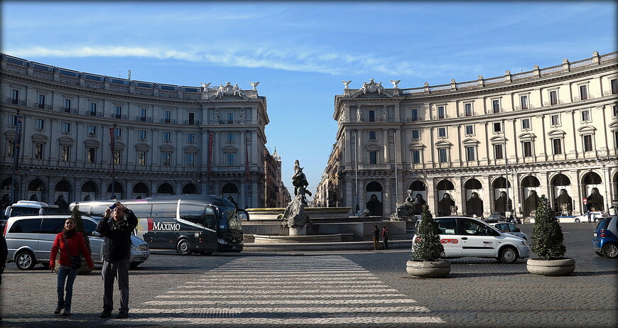 Площадь Республики в Риме.