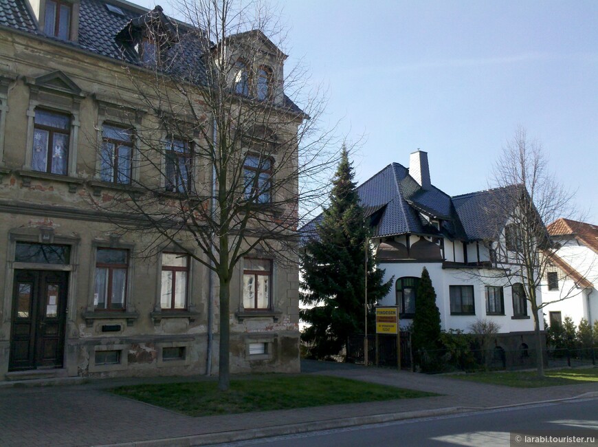 Саксония: Вермсдорф (﻿Wermsdorf) — городок с двумя охотичьими замками. Часть II: Старый охотичий замок (Alte Jagdschloss) и вокруг него.