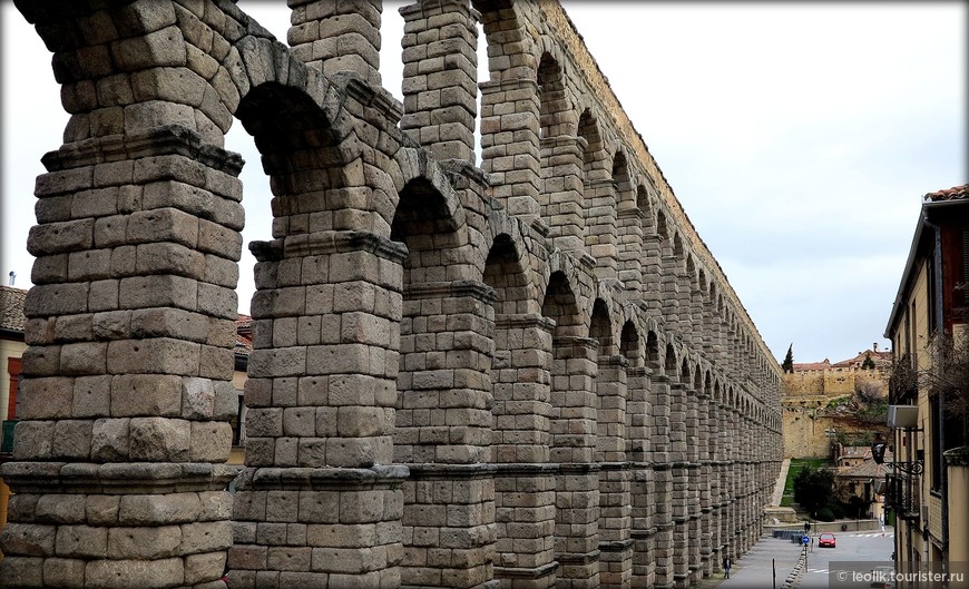 Сеговийский акведук.