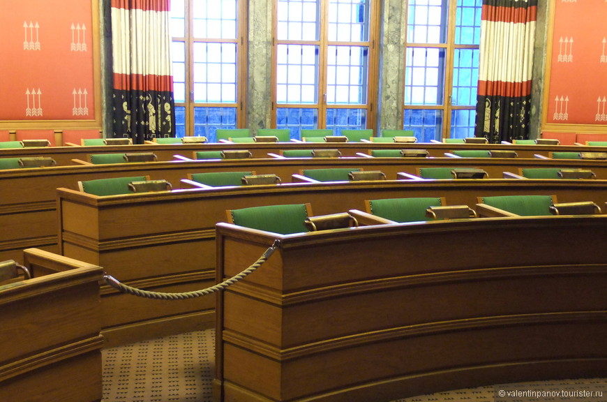 Нежно-эротический городской парламент