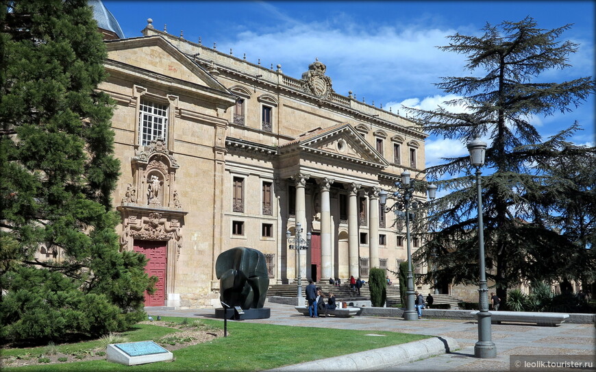 Дворец Анайа, в котором расположен филилогический факультет Саламанкского университета.