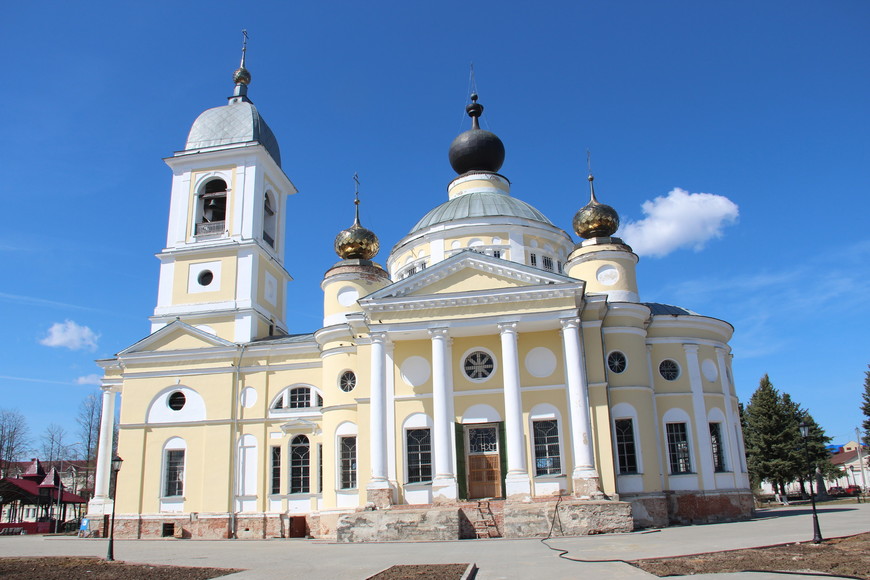 Пасхальный первомай в Мышкине