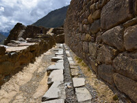Ольянтайтамбо — неприступная крепость Перу