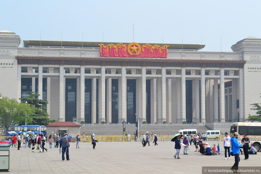 Тяньаньмэнь — неспокойная площадь у ворот Небесного Спокойствия