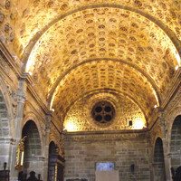 Кафедрал: Ризница Голов (sacristía de las Cabezas), которую проектировал Алонсо де Коваррубиас.