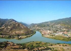 Классически вид на слияние двух рек  Куры и Арагви.