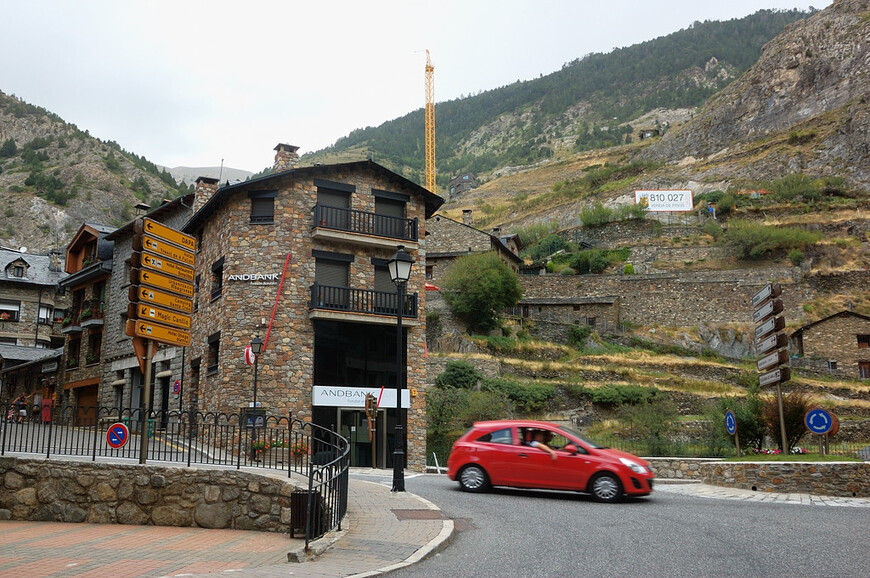 Перевал д'Энвалира — 2500 м — или из Андорры в Испанию через Францию