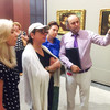 Знаменитый кутюрье Валентин Юдашкин с женой Мариной и друзьями во время индивидуальной экскурсии в картинной галерее.