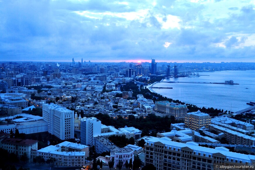 Белое солнце Баку. Общий вид