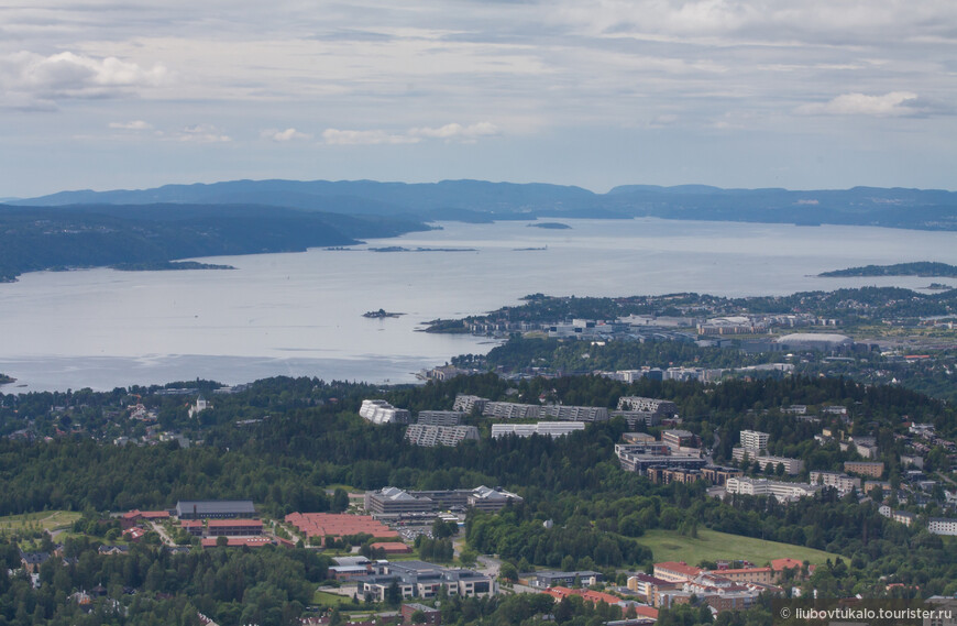 Осло-фьорд со смотровой площадки Холменколлен