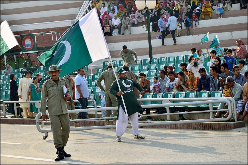 Граница на замке — Индия против Пакистана