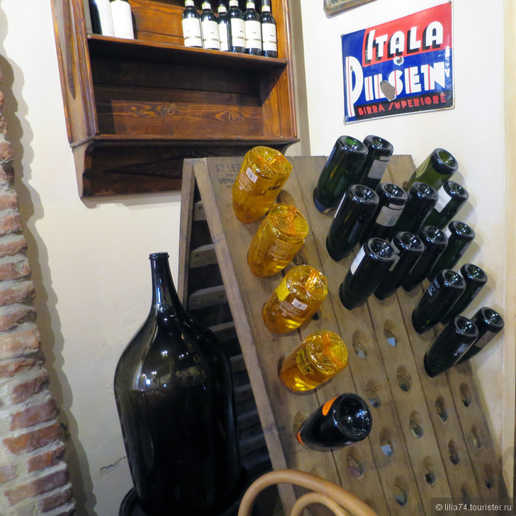 Перед любым туристом, оказавшимся в Милане, обязательно встанет вопрос: где можно вкусно поужинать в Милане? Ломбардская кухня, вино и дегустации.
