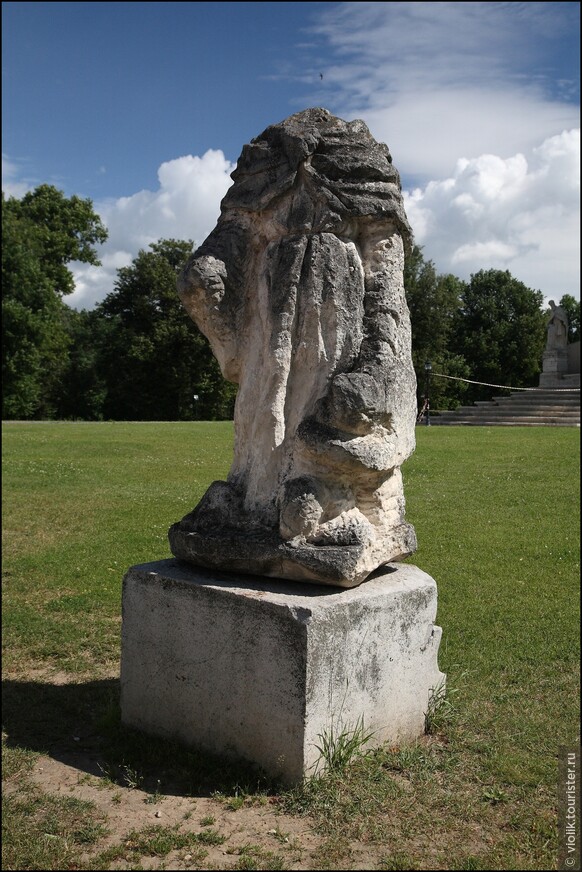 Дубровицы. Коронованная церковь