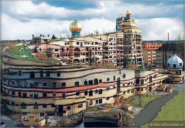 Дом Хундертвассера / Hundertwasserhaus / Вена / Австрия / На машине с детьми из Москвы в Европу