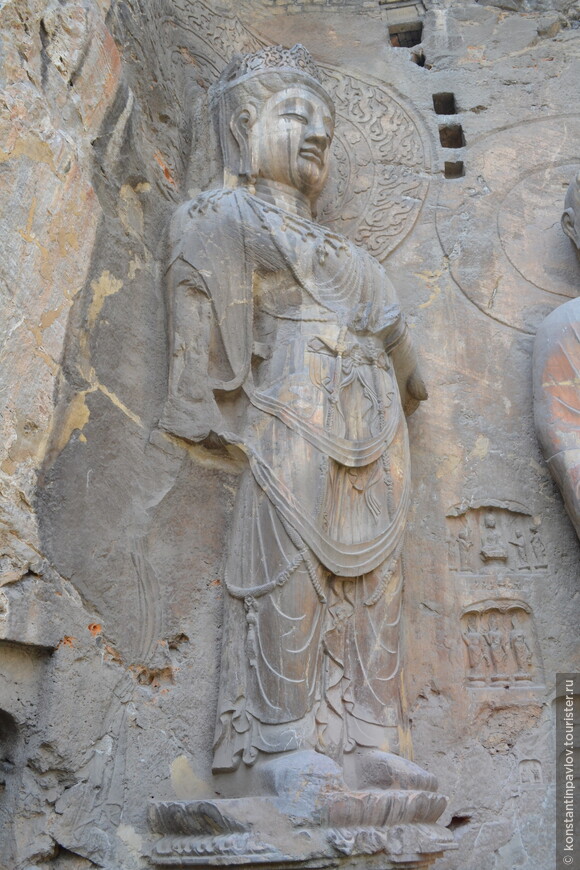  Луньмэнь — пещерные храмы, вырезанные в скалах