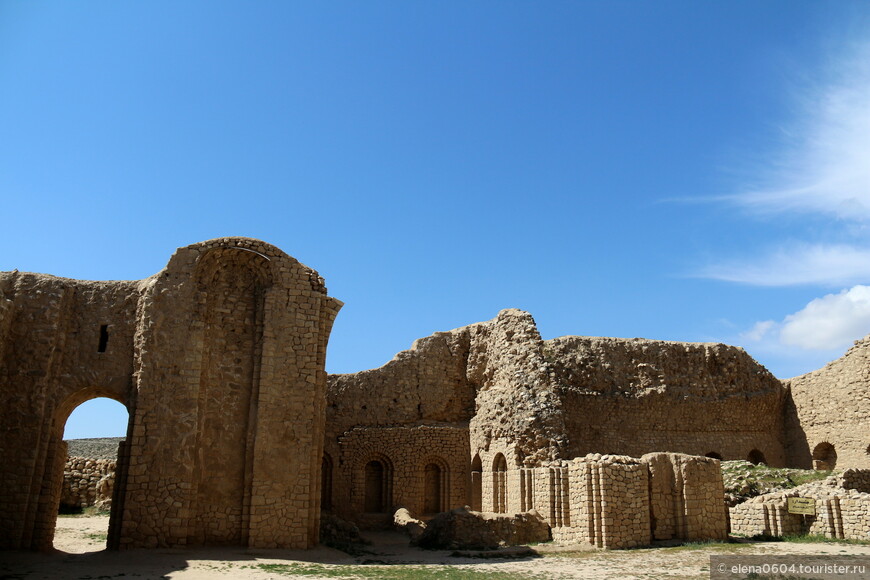 Дворец Ардашира в Фирузабаде
