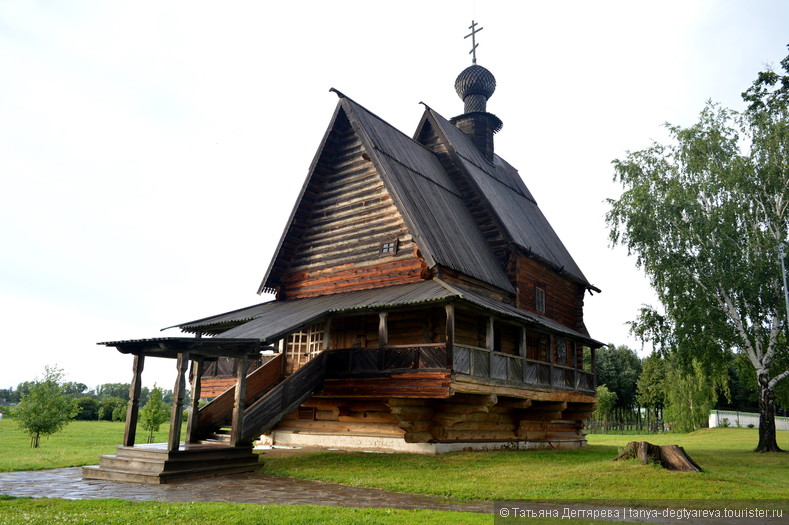 Деревянная Никольская церковь 1766г