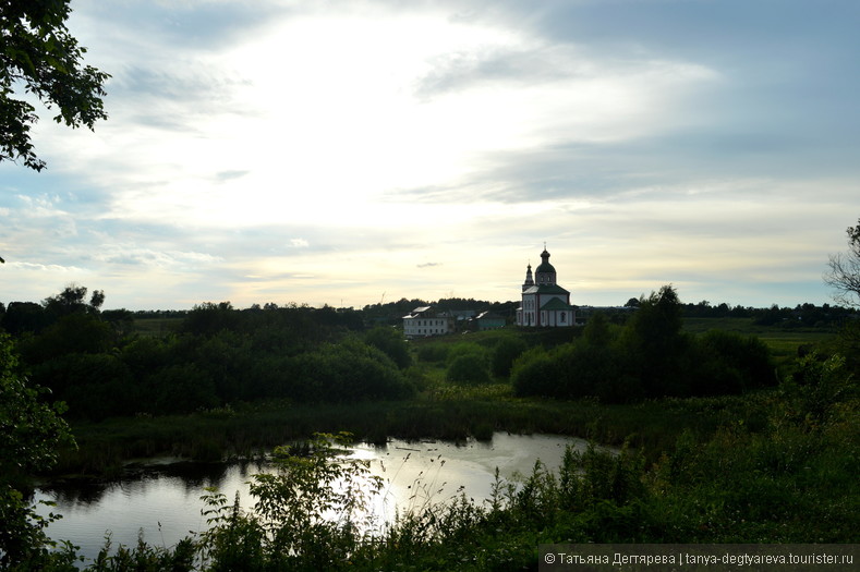 Ильинская церковь возвышается на Ивановой горе