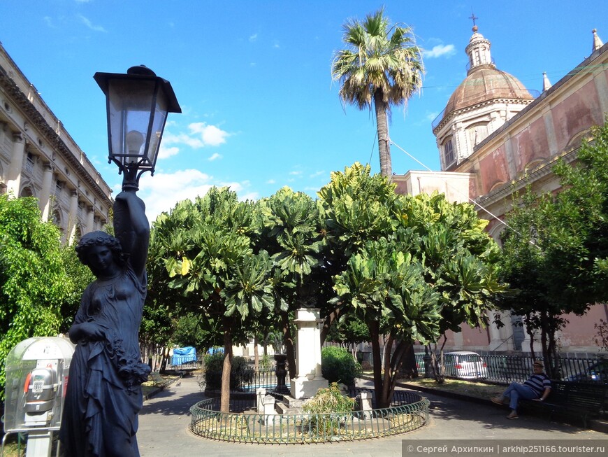 Природное чудо Сицилии — Алькантара и город у подножия Этны — Ачи Реале