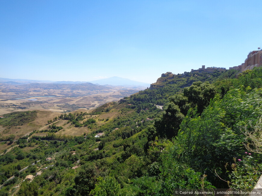 В самом центре Сицилии — горная Энна