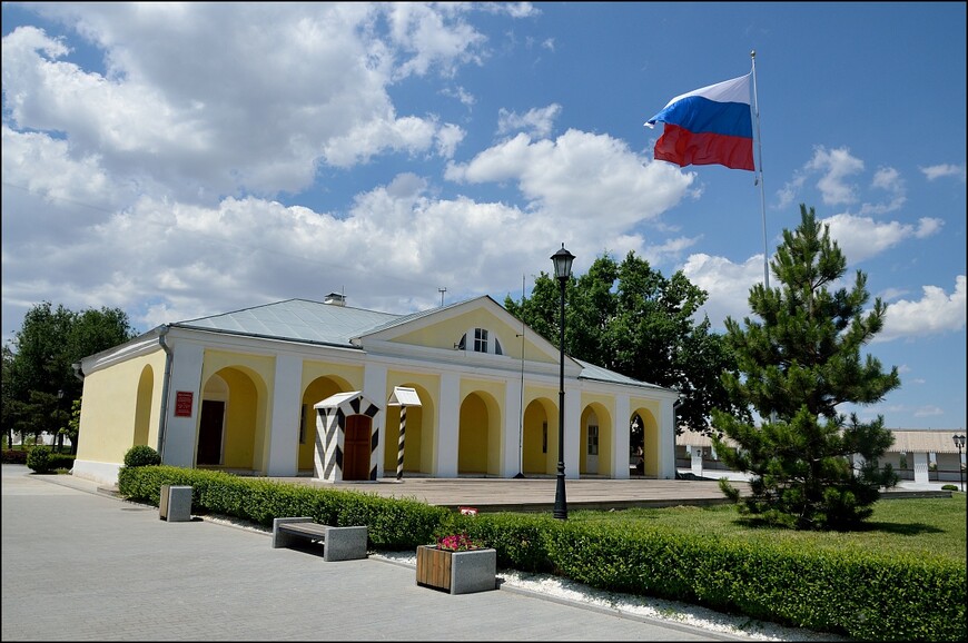 Астраханский Кремль и Пиво-водка-теплоход