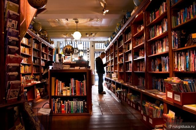 Культура посещения книжных магазинов в США