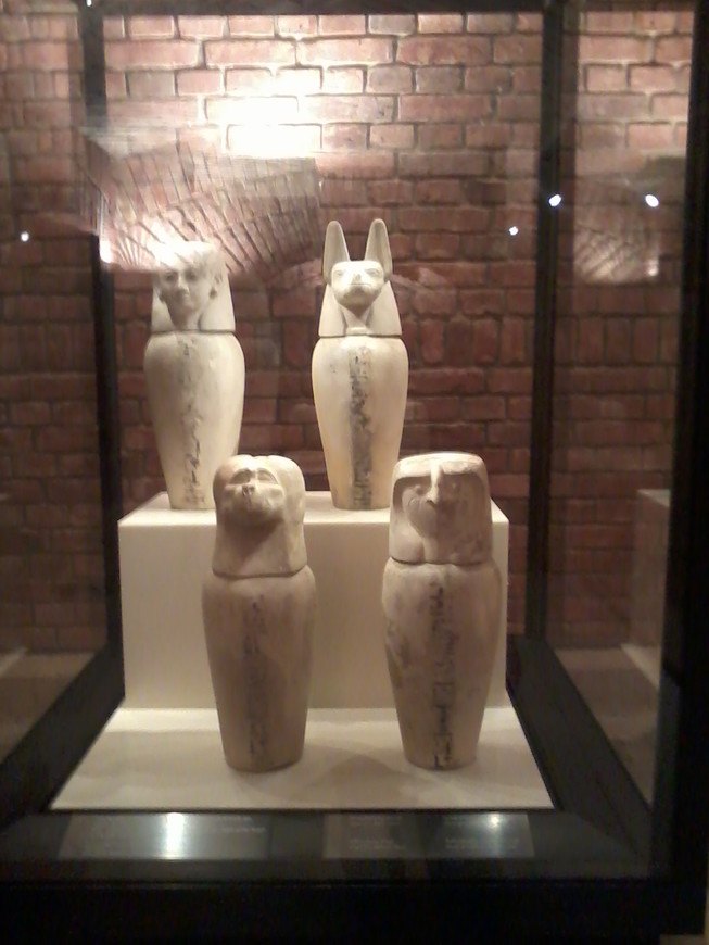 Египетский музей Берлина или в гости к Нефертити