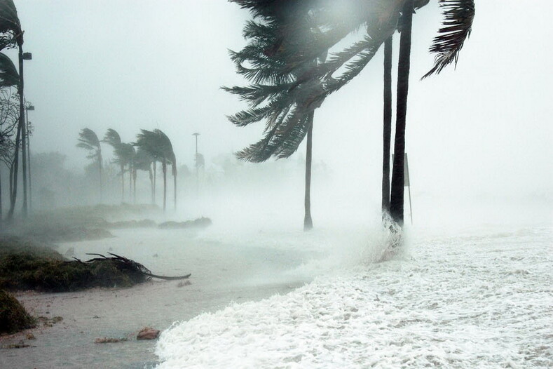 Тропический циклон