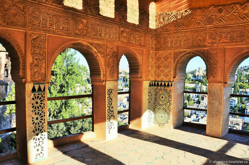 В жарких объятиях Андалусии. Чертоги Альгамбры