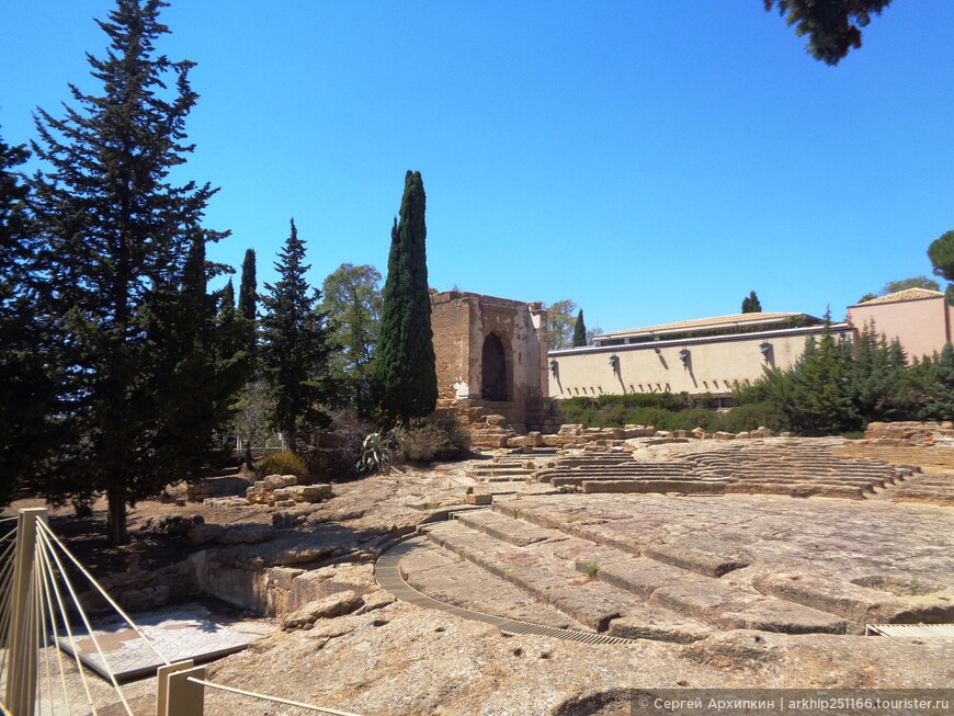 Древнее наследие греков в Долине Храмов Агридженто в южной Сицилии.