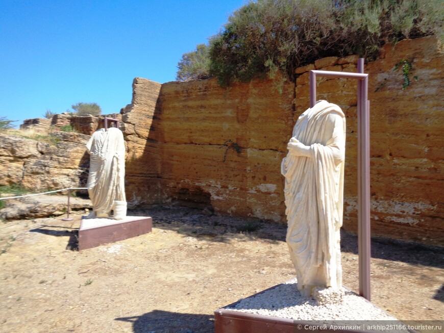 Древнее наследие греков в Долине Храмов Агридженто в южной Сицилии.