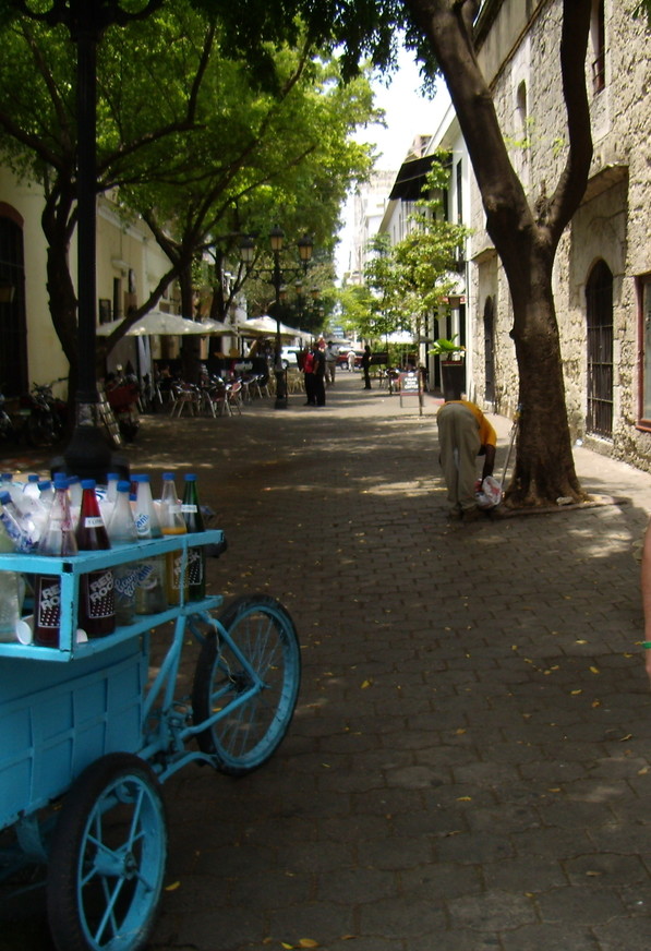 Calle de Las Damas, или без женщин жить нельзя на свете, нет