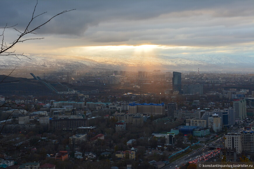 Казахстан. Самое главное в Алматы — это горы!