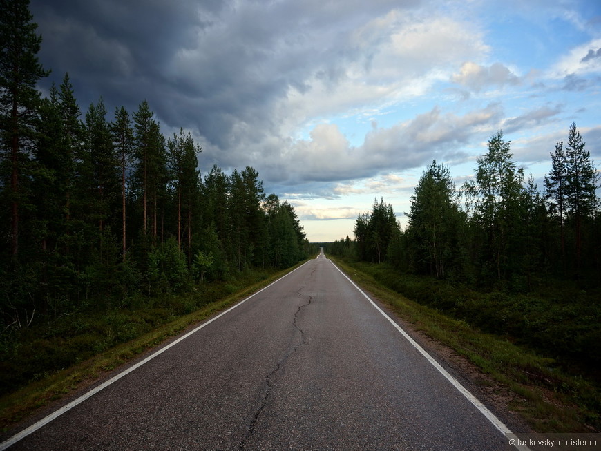 Дорога к Лохиярви со стороны шведской границы.
